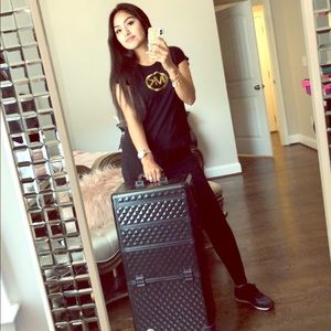 Meet your Posher, Lori